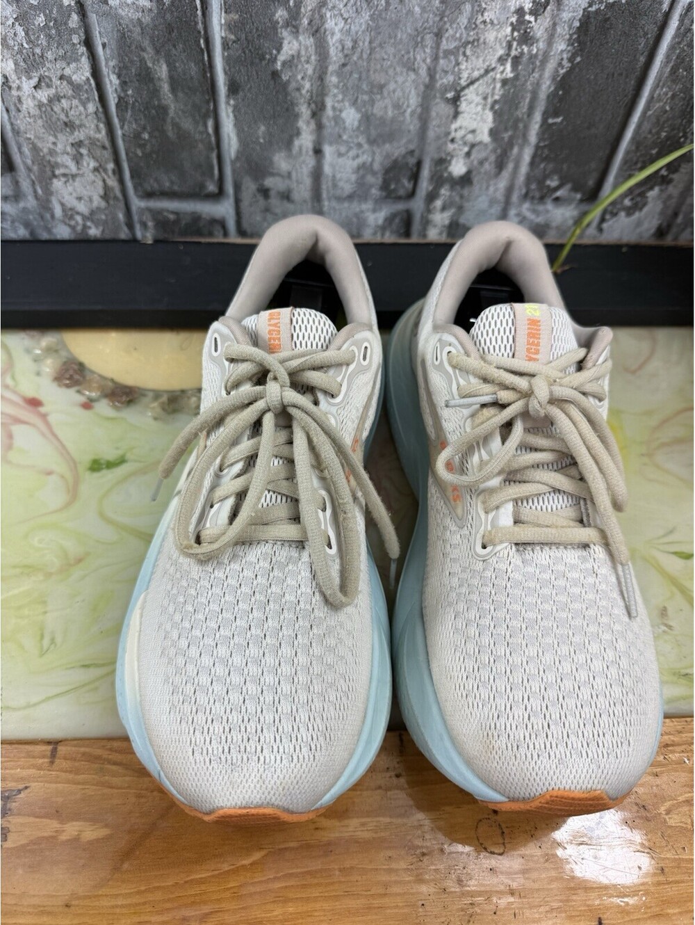 Brooks Glycerin 21 Coconut/Aqua/Autumn Sunset Low Top Lace-Up Sneaker - Picture 3 of 7